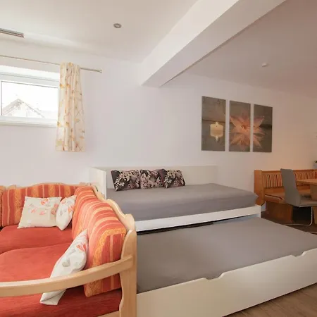 Cornelia's Ferienwohnung Wild518 オーバーアウ